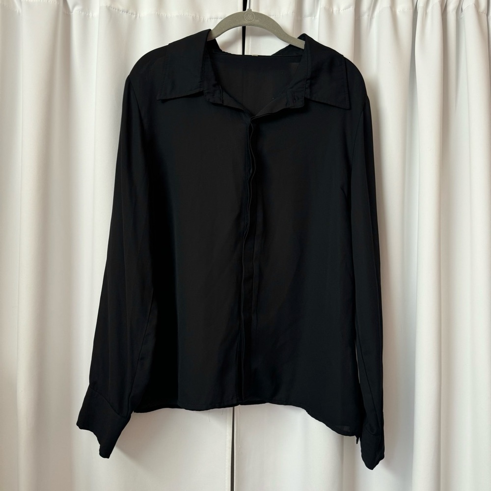 Solid Black Long Sleeve Button Up Shirt Size Large